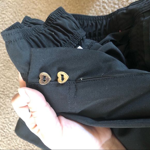 Scrub Set - Picture 4 of 4